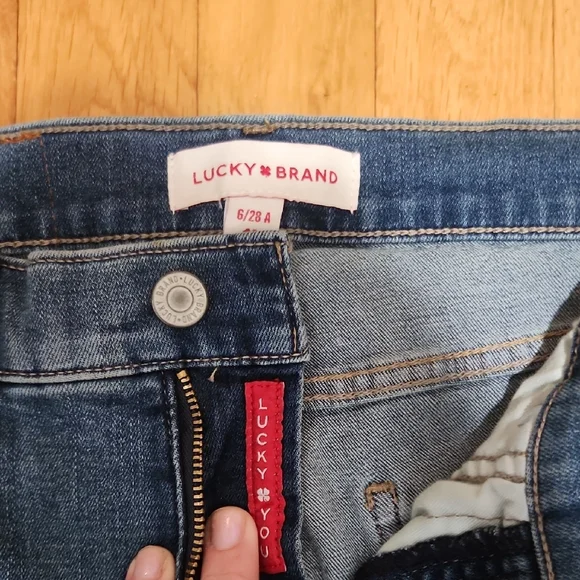 Lucky Brand Women's Medium Blue Skinny Jeans - Picture 2 of 6